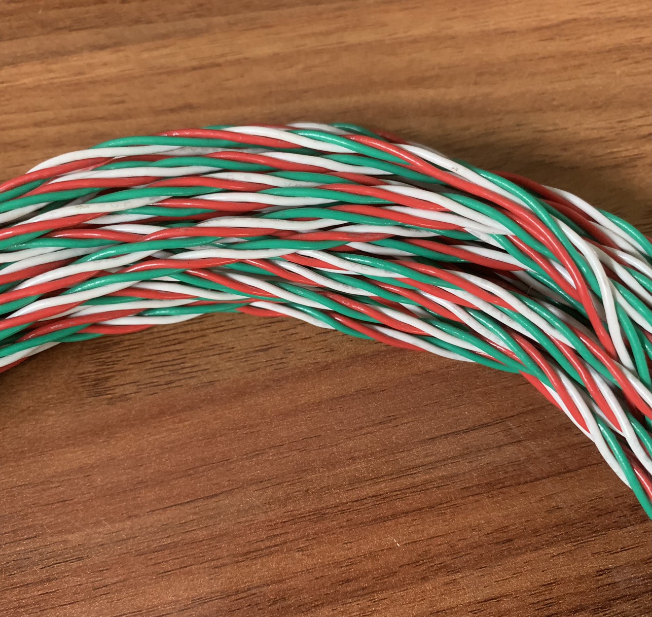 Dây điện AVSS 0.5mm2 Xoắn 3 sợi - twisted 3 wire