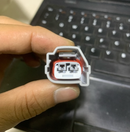 Giắc điện 2 pin bô bin đánh lửa Toyota, kia, hyundai