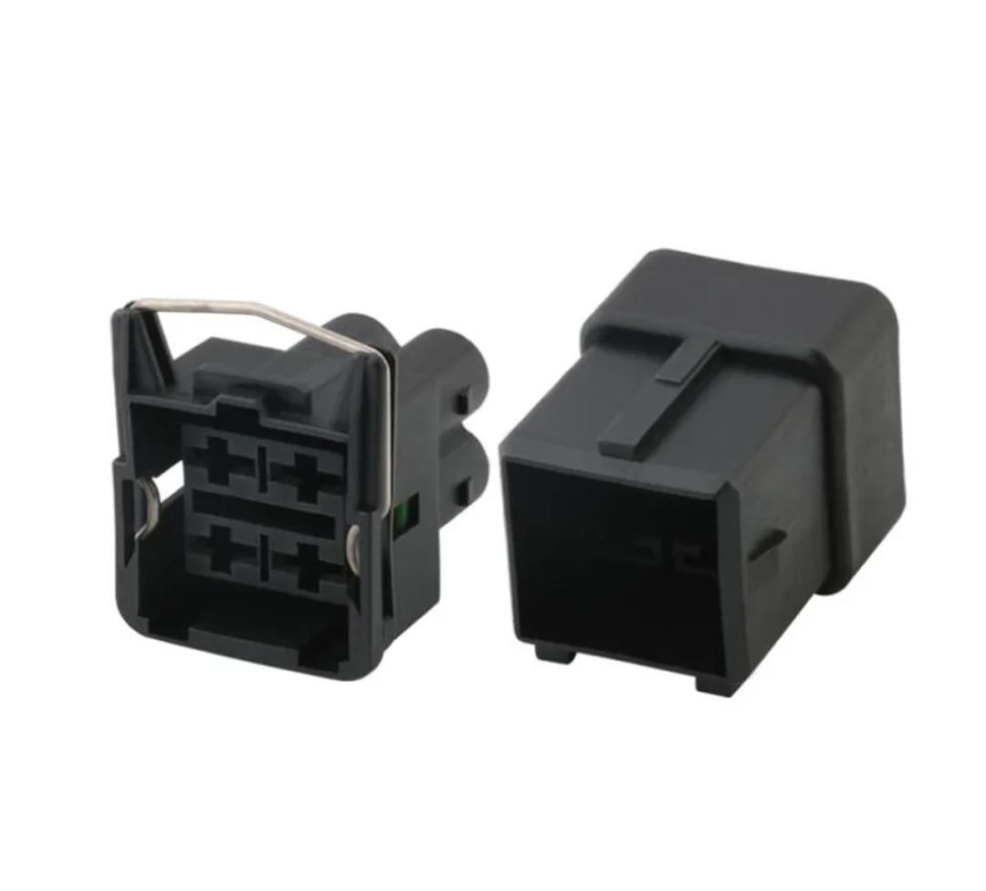 Giắc điện 4 pin 6.3mm hình vuông