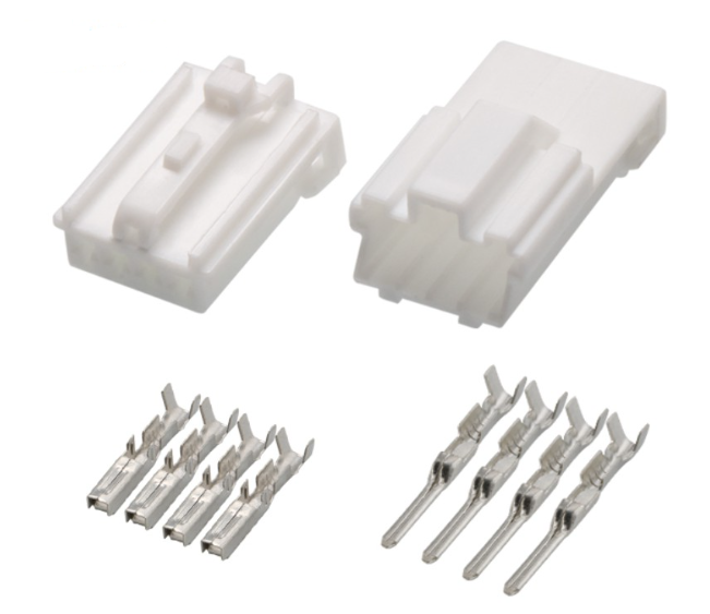 Giắc điện 4 pin giắc đực/cái màu trắng
