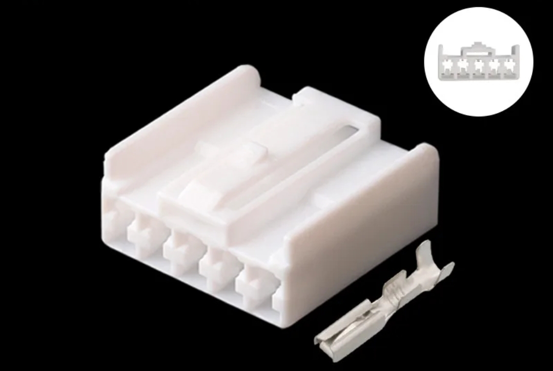 Giắc điện 5 pin 2mm màu trắng