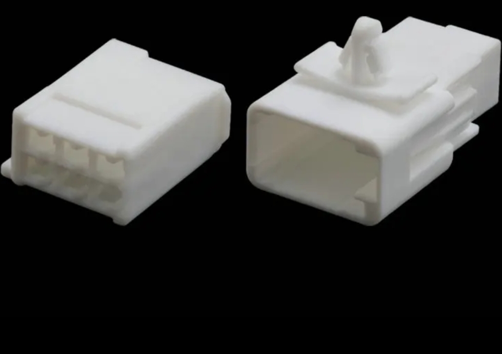 Giắc điện 6 bàn 2.2mm màu trắng