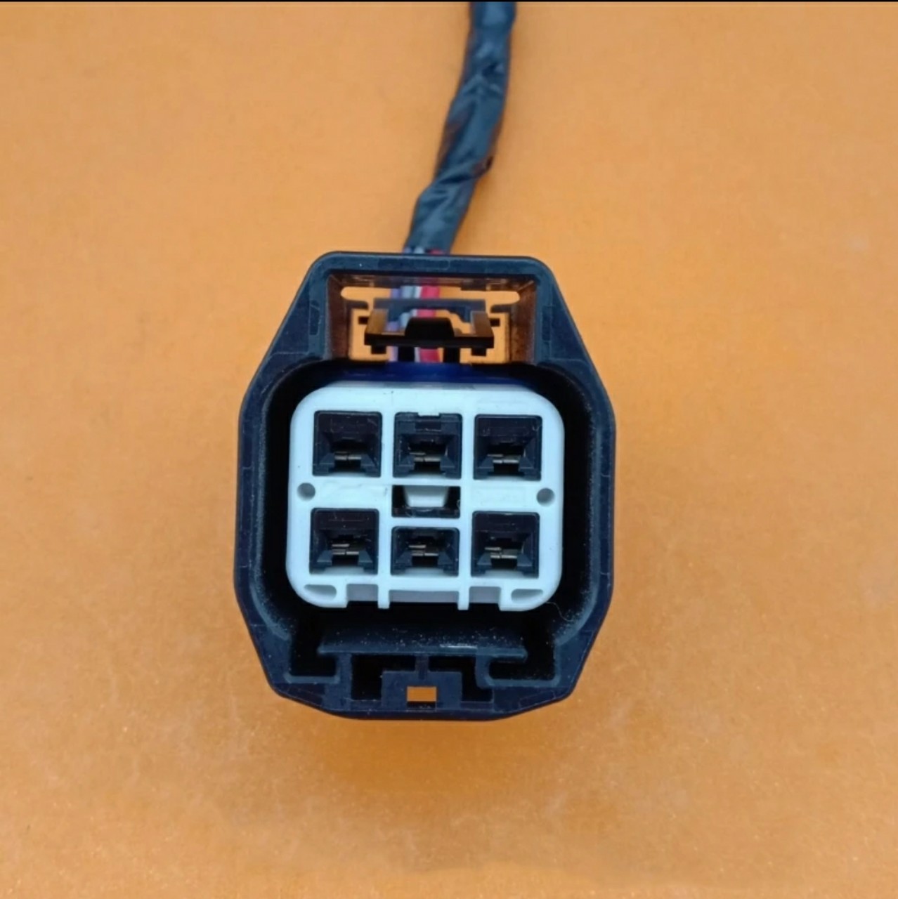 Giắc điện 6 pin hệ thống đèn tail, pha/cos phù hợp với xe Ford Jaguar land Rover,...