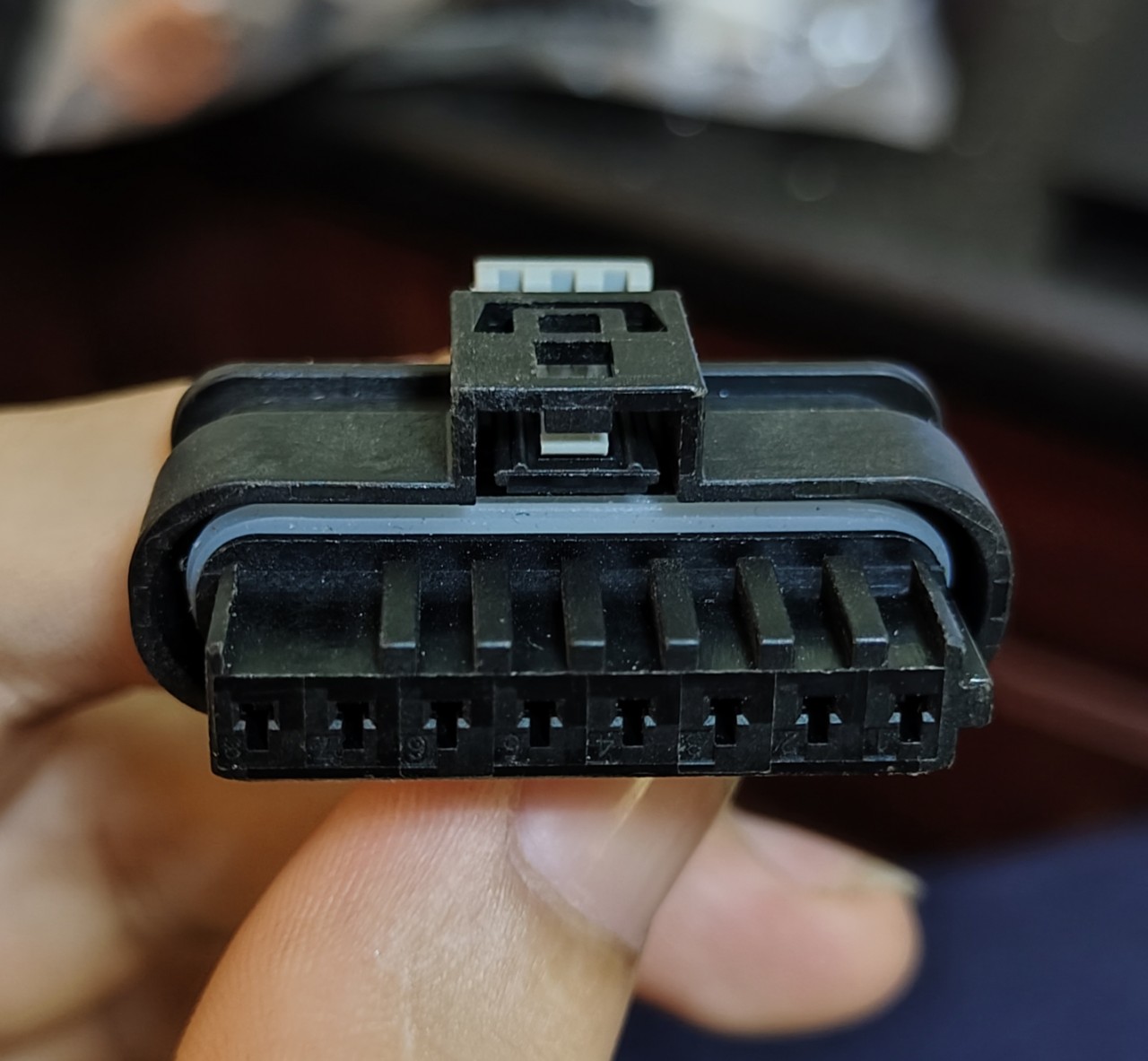 Giắc điện 8 pin cảm biến báo khoảng cách lùi phù hợp với xe Mercedes BMW