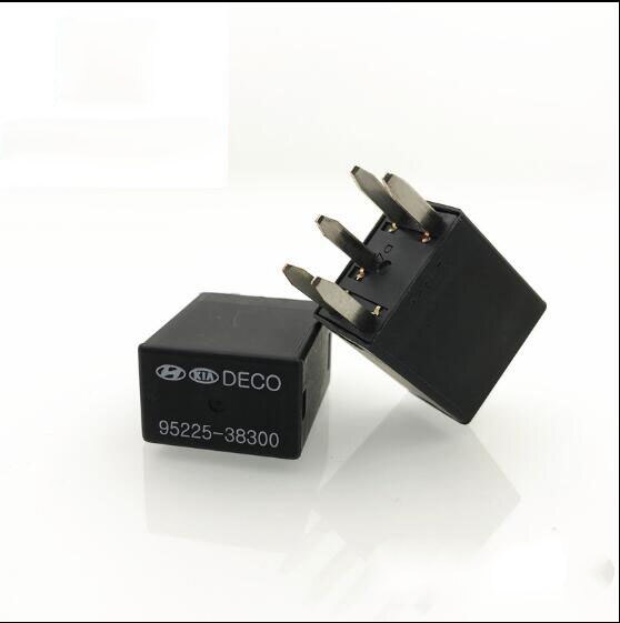 Relay 5 chân DECO 95225-38300 dùng cho xe HYUNDAI, KIA
