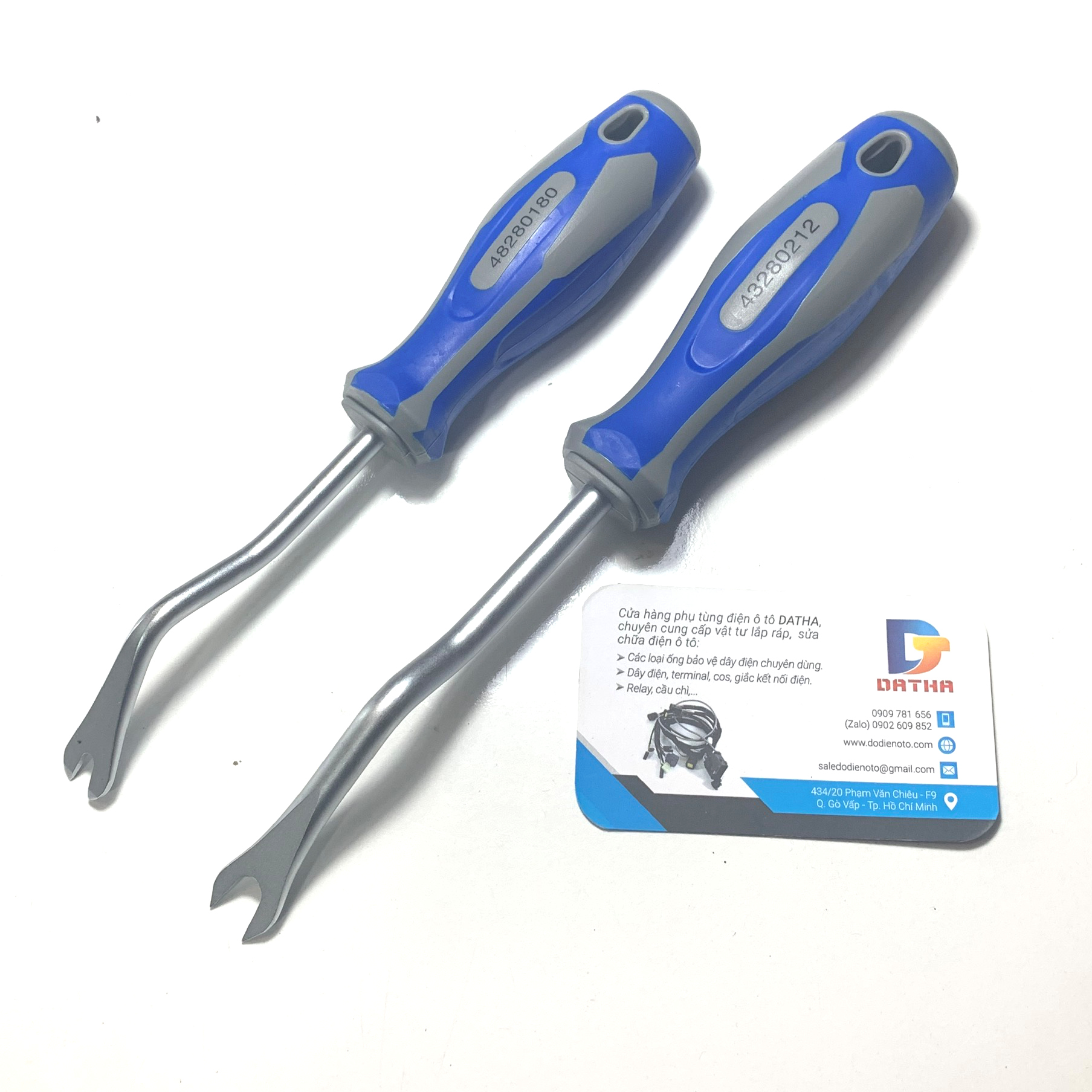 Tua Vít Đầu Chẻ Nạy Ốc Phe Kingtony 43280212 Và 48280180 dùng nạy phe nhựa tapi ô tô